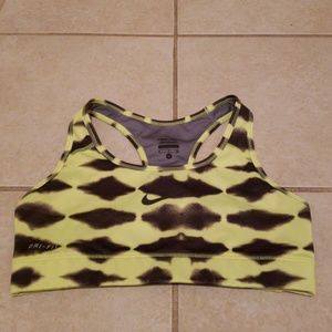 NWOT Nike Pro sports bra